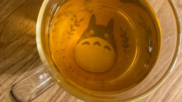 Garrafa de Poção #51 — Luto, Bebidas Quentes e Amigos Que Incomodam