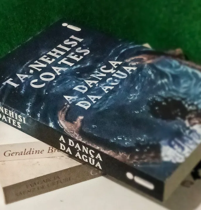 Resenha: "A dança da água" de Ta-Nehisi Coates, por Rodrigo Nascimento