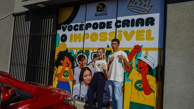 NÃO DEIXE ESSA PORTA SE FECHAR