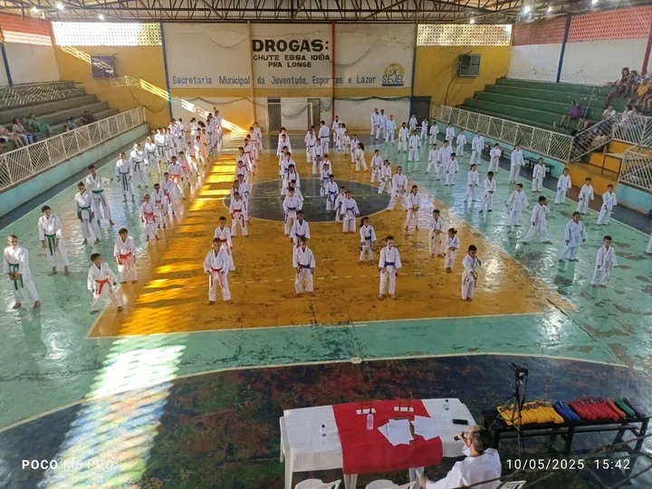 KARATÊ PEQUENOS SAMURAIS